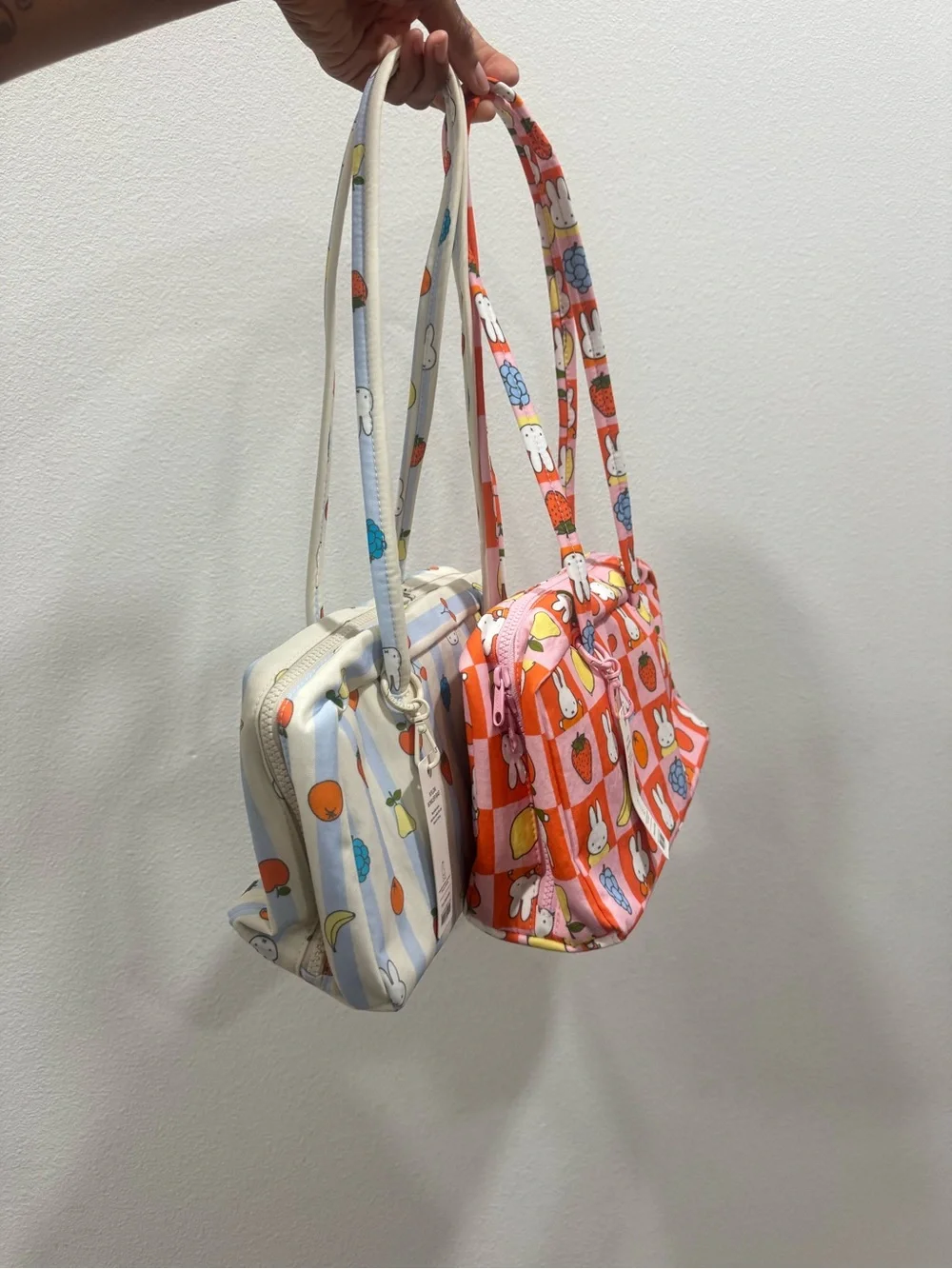 Miffy x UO Baggu Orange & White Nylon Bowler Bag - Picture 5 of 6